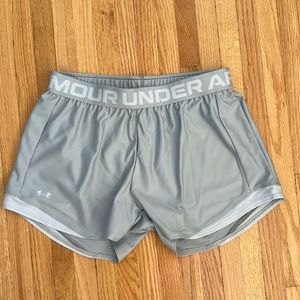 Under Armour women’s shorts sz SM